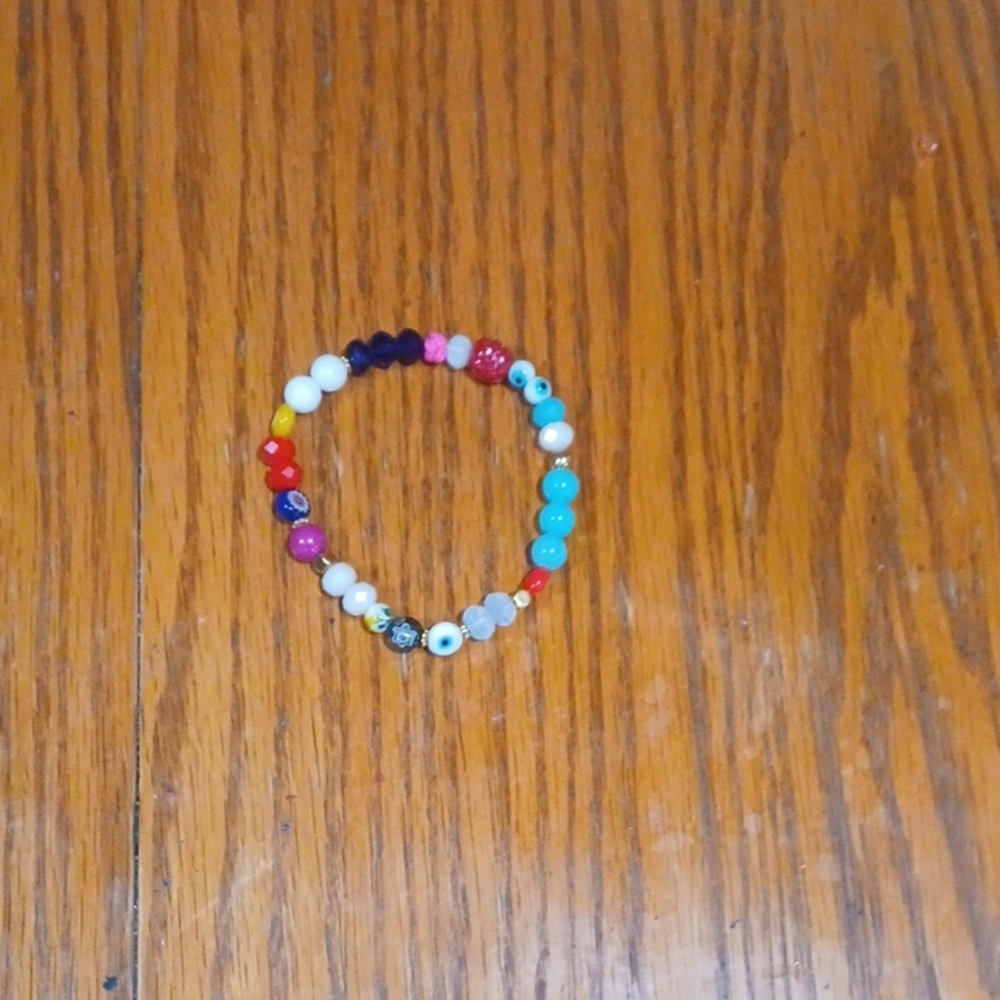 Eye bracelet